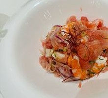 Ruby Grapefruit Shrimp Salad