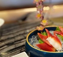 Arctic Scallop Sashimi