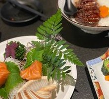 超人气三文鱼刺身