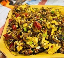 Grandmother's Vegetable Stir-Fried with Eggs