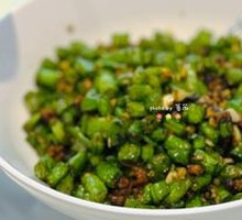 Minced Pork with Green Beans and Preserved Vegetable