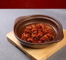 特色砂锅猪蹄