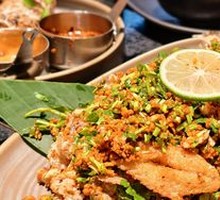 洱海手撕海鲈鱼