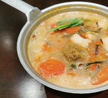 Spicy Pepper Shrimp Dumpling Rice Noodles