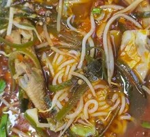 泡椒鸭爪米线