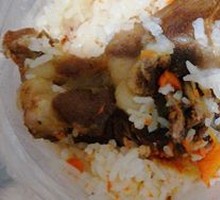 新疆特色羊肉抓饭