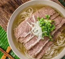 Stewed Pork Rice Noodles