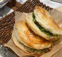 Lao Tongguan Meat Sandwich