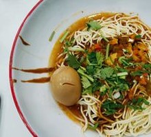 Hot Dry Noodles