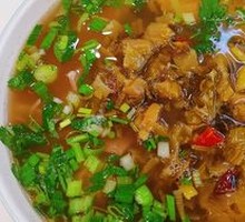 Sour Cabbage Beef Noodles