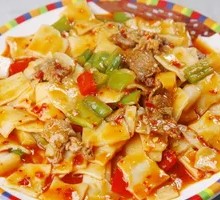 Stir-Fried Beef with Knife-Cut Noodles