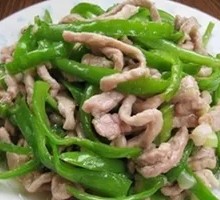Green Pepper Shredded Pork Noodles