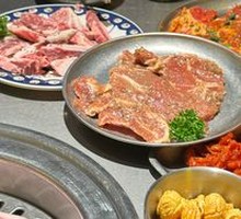 Fruit-Marinated Pork Cutlet