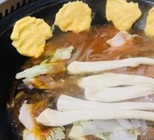Stewed Goose in Iron Pot