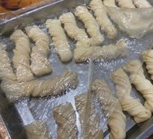 Steamed rice roll