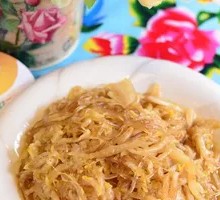 酸菜炒粉盖饭