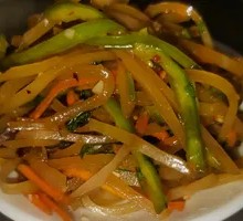 凉拌芥菜丝