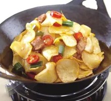 Spicy Potatoes in Dry Pot