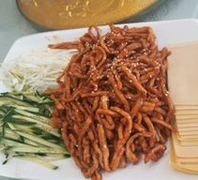 Beijing-style Shredded Pork in Soy Sauce