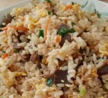 鸭胗炒饭