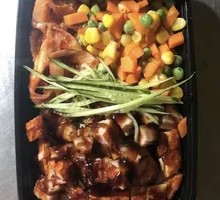 蜜汁奥尔良鸡排饭
