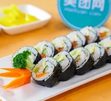 玉米肉松蛋黄紫菜包饭