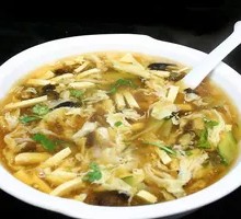 Three Delicacies Sour Spicy Soup