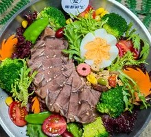 元气满满牛肉沙拉