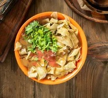 Fried Rice Noodles with Crispy Tofu