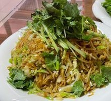 Vegetable Stir-Fried Noodles