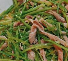 Stir-fried Tripe with Mustard Greens