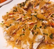 Steamed Emperor Crab with Garlic
