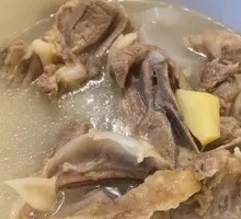 药膳滋补炖羊排