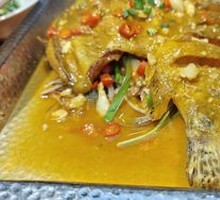 Pan-fried Smelly Mandarin Fish