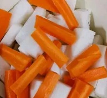 Refreshing Pickled Vegetables