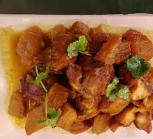 Chicken Stewed with Potatoes