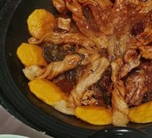 Stir-fried in Iron Pot