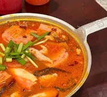 Tomato Luncheon Meat Rice Noodles