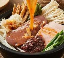 Hot Pot Trio Rice Noodles