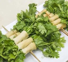 Cilantro Roll