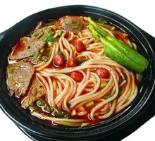 章鱼丸米线