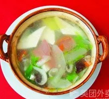 Braised Pig Intestine in Clay Pot