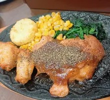 Chicken Wings with Black Pepper Chicken Cutlet