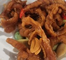 Pickled Garlic Chicken Feet