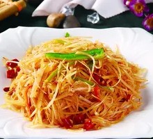 酸辣土豆丝盖浇面