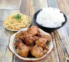 红烧鸡腿饭
