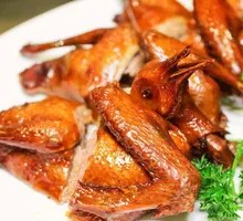 Braised Pigeon with Soy Sauce Flavor