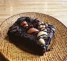Nut Brownie