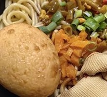 Authentic Wuhan Hot Dry Noodles
