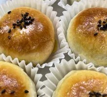 Egg Yolk Pastry